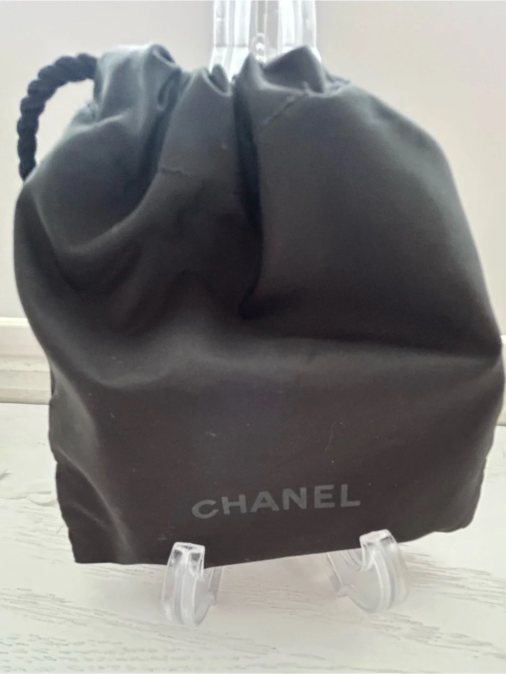 CHANEL Ltd. Navy and Gold Beauté Cosmetic/Jewelry/clutch bag Gift Boxed Extras!